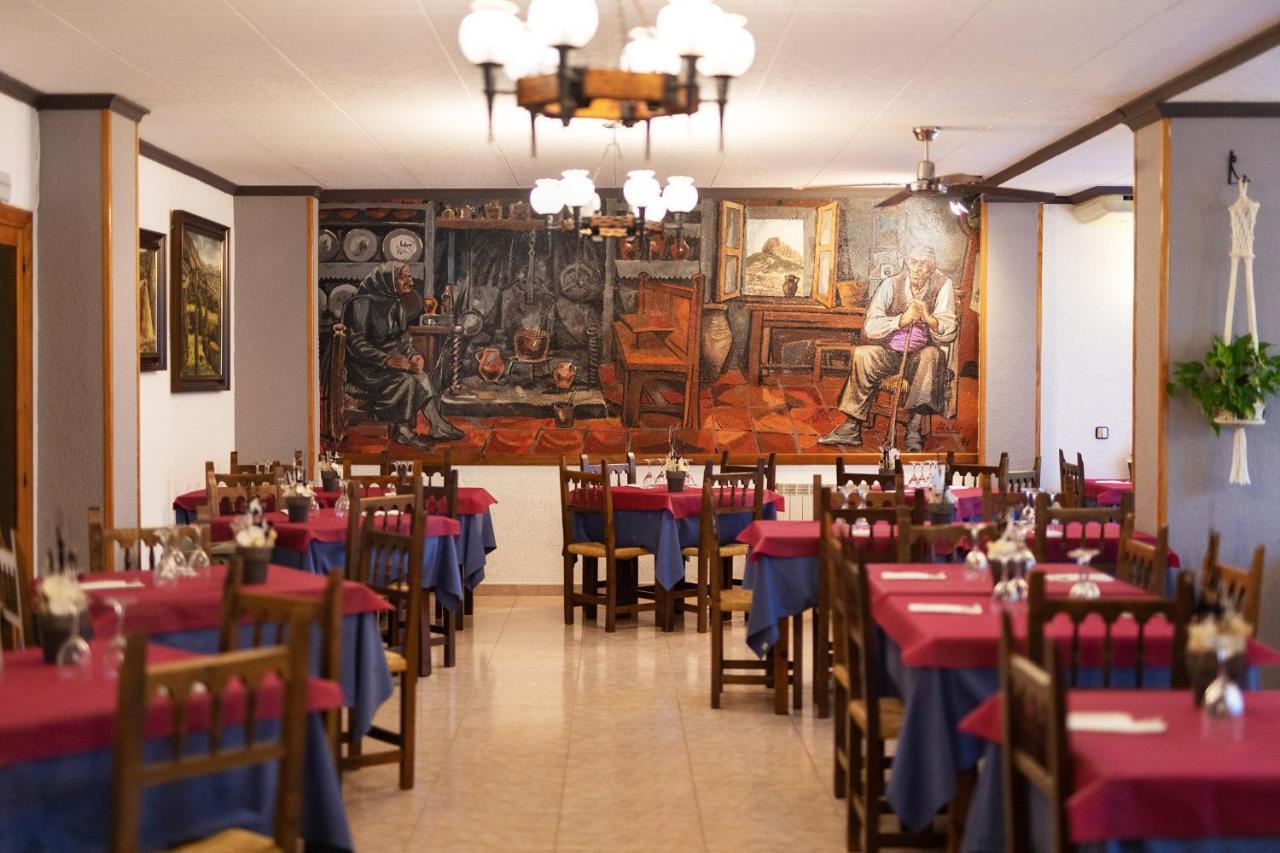 Hotel Cinca Escalona  Ngoại thất bức ảnh